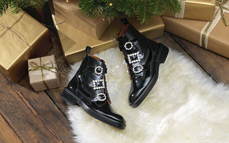 Russell & Bromley xmas