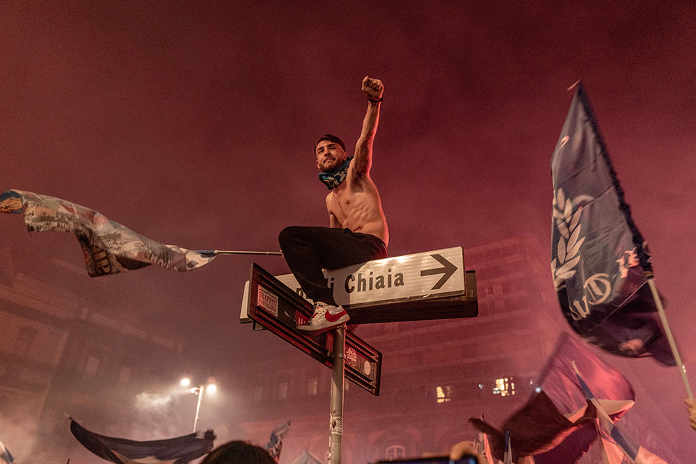 VALERIO BISPURI - WORKSHOP Di STORYTELLING - NAPOLI E IL TIFO