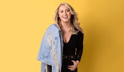 taylor-rae crop