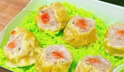 Siomai with Hainanese Chicken Green Rice