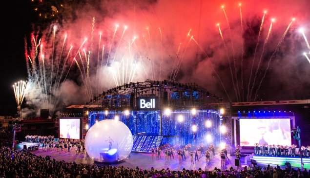 Bell Grandstand Show Card Background