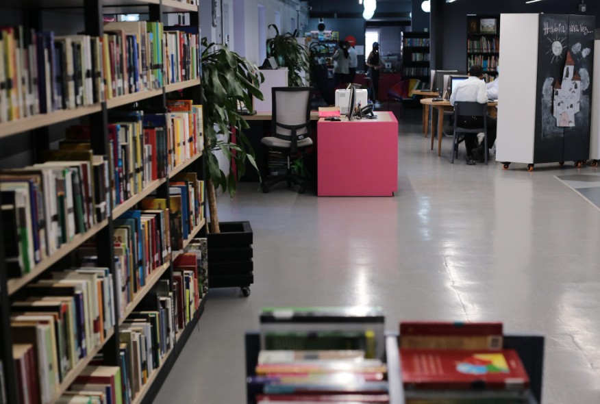 Biblioteca Pedregal foto 3