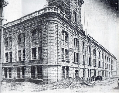 Recorrido Claustro - Fotografía de Jorge Obando. Año 1926. En Molina, Luis Fernando Molina (1998)