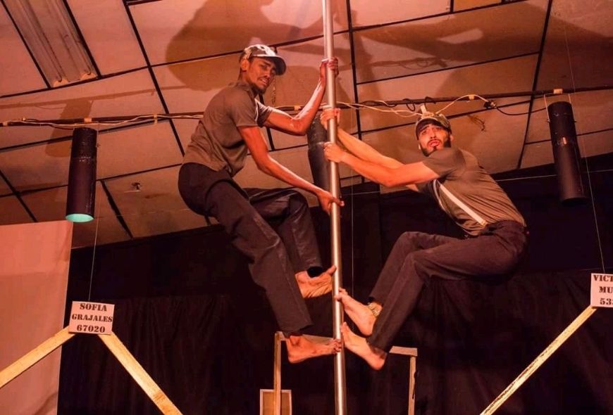 Carcajada Teatro Circo Laboratorio Circense