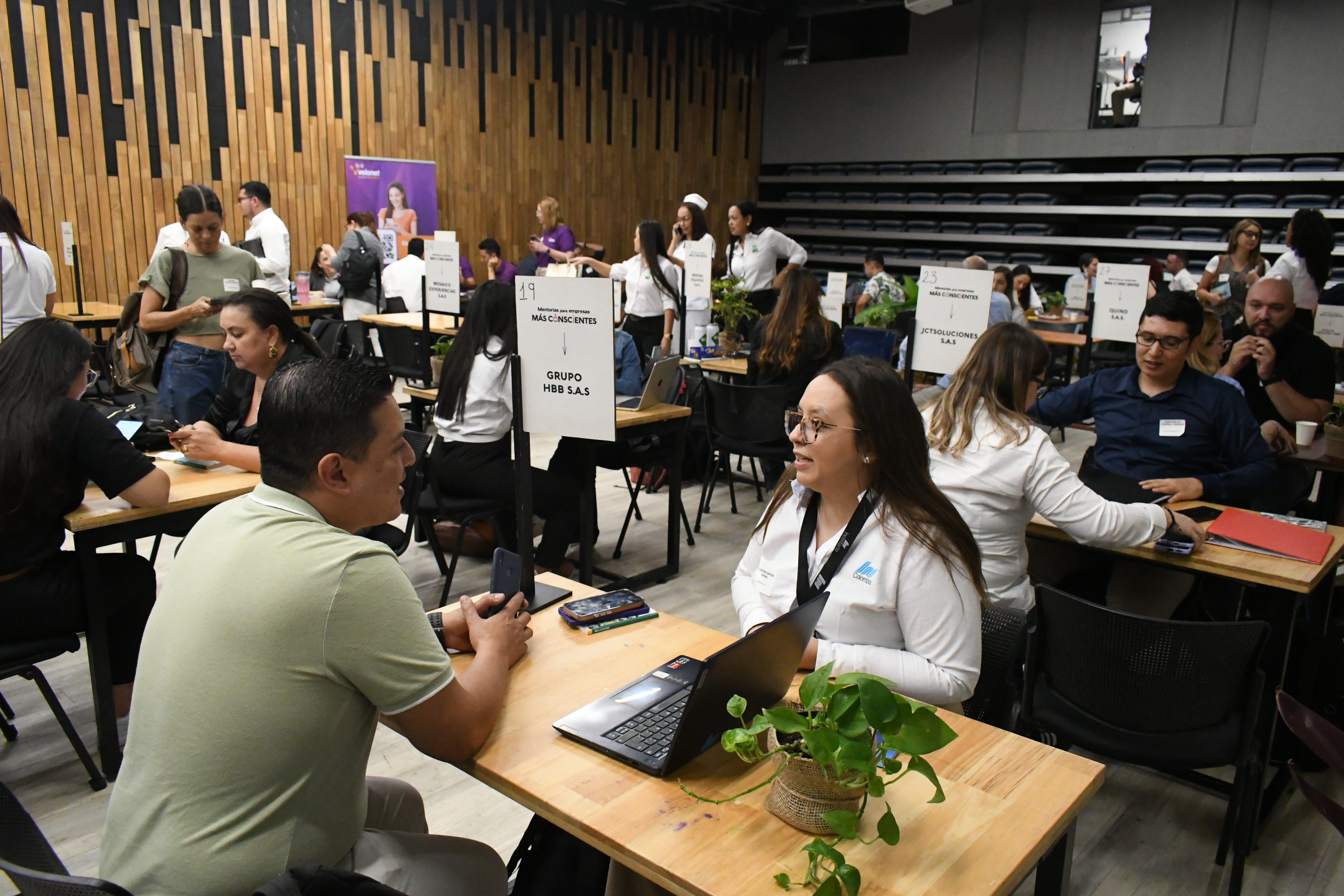 Foto cabecera Proveedores > Registro de proveedores
