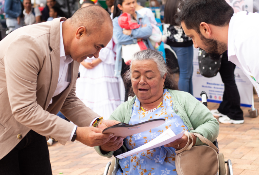 Nano-munera-fundaton-cronicas-del-barrio-san-pedro-21