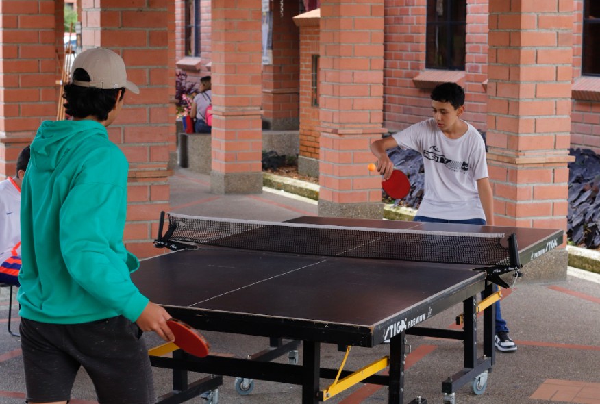 la_ceja_ping_pong