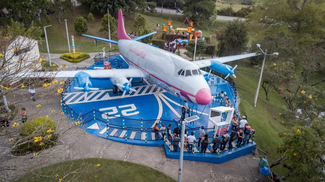 Avión Ícaro 
