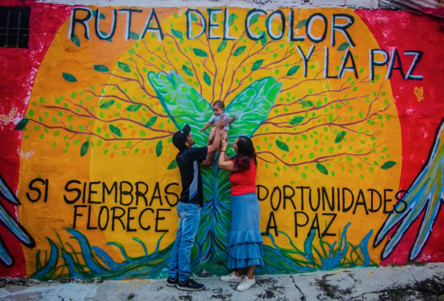 May-y-Lorena-cronicas-del-barrio-puerto-berrio-22