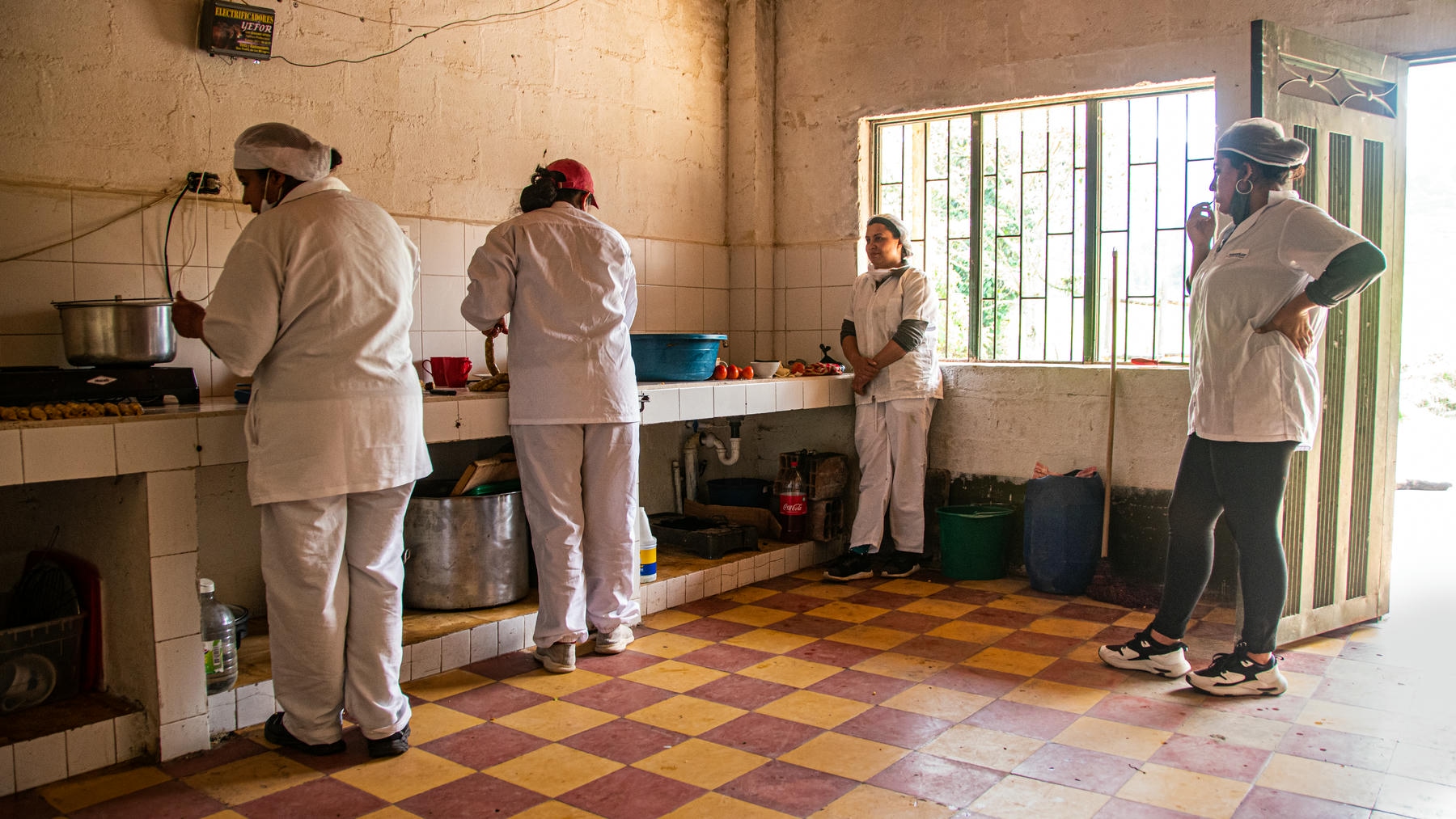 Galeria5-Paula Hernandez--cronicas-del-barrio-marcos-arango