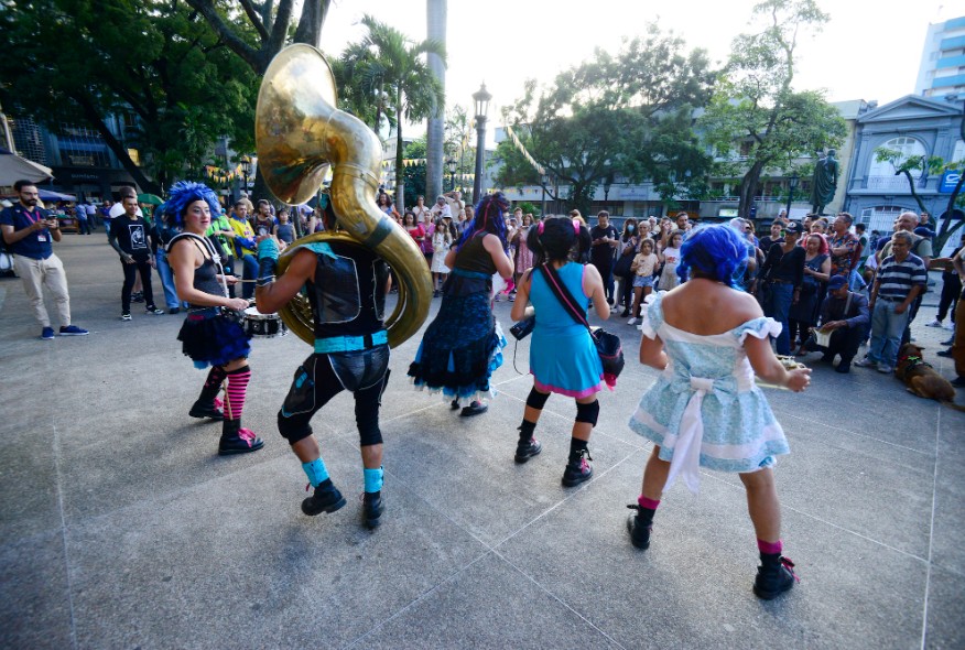Galería interna Celebramos las artes escénicas > 3