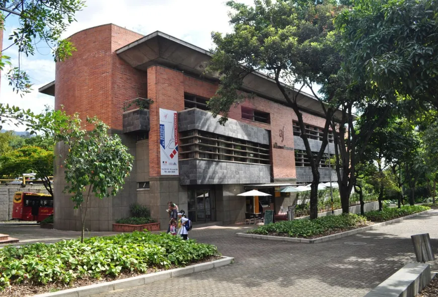 Alianza francesa
