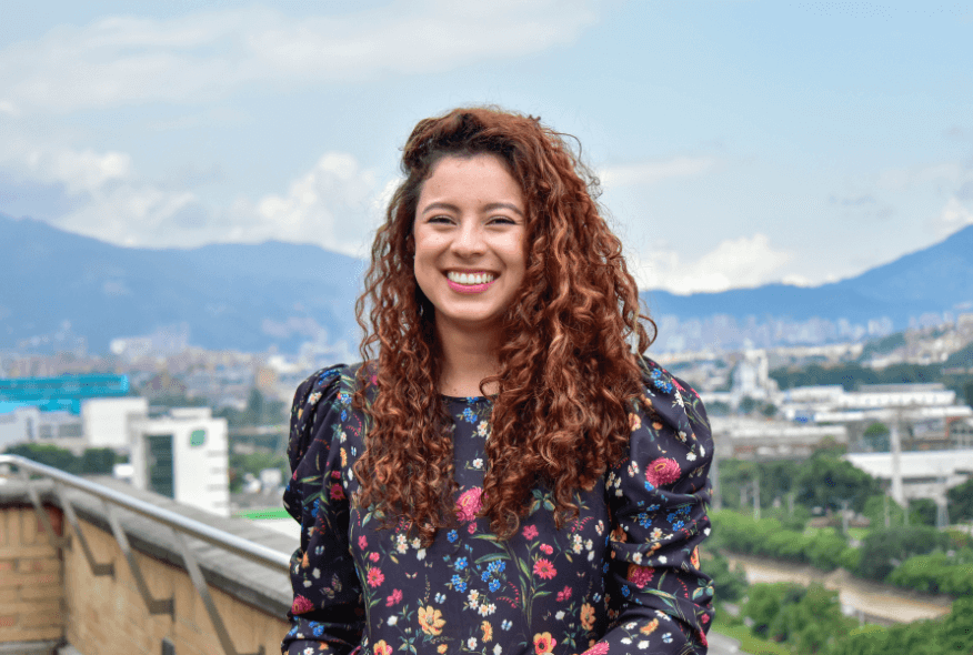 Conversación y participación de los jóvenes en las empresas