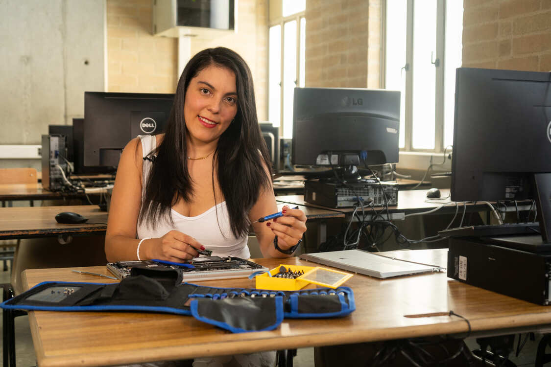 Sistemas informaticos - becas