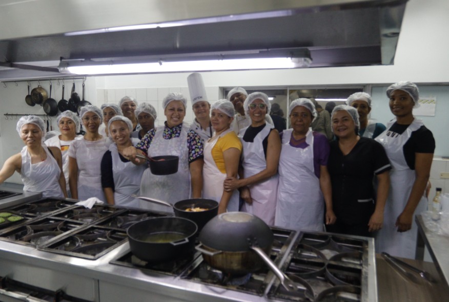 Escuela del Cuidado del hogar trabajadoras remuneradas del hogar