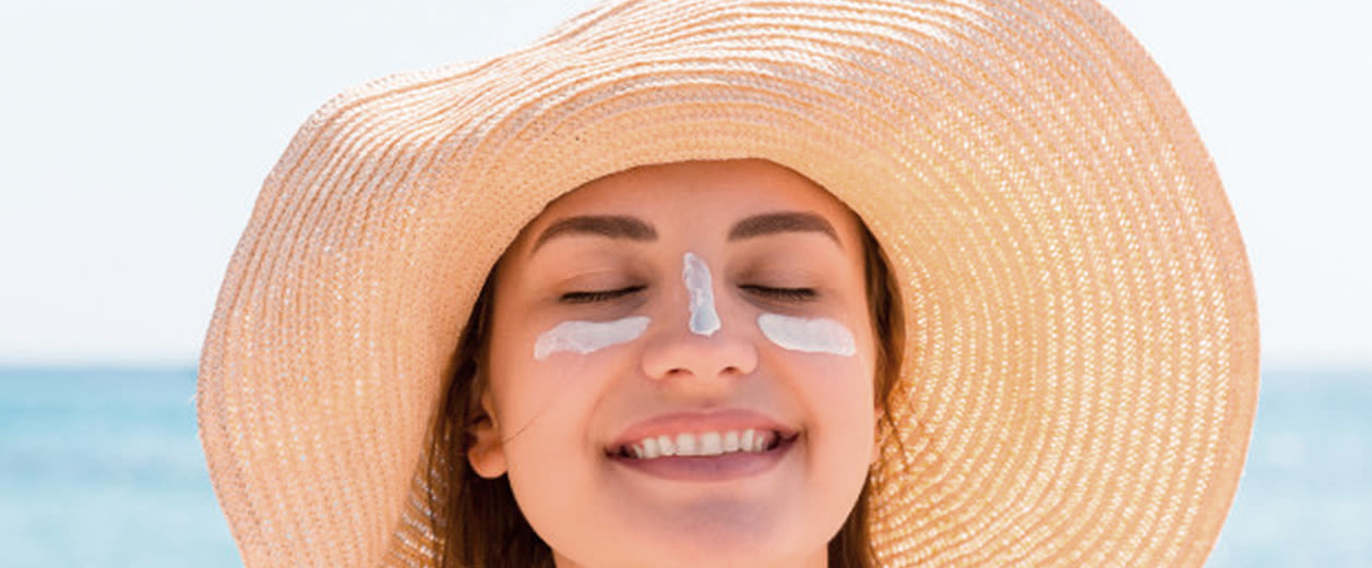 https://www.cleanandclear.in/sites/cleanandclear_in/files/banish-the-sun.jpeg