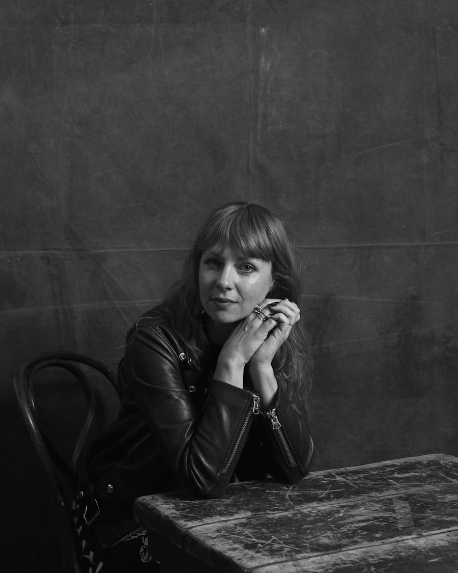 Liz Ham -HEADSHOT BW