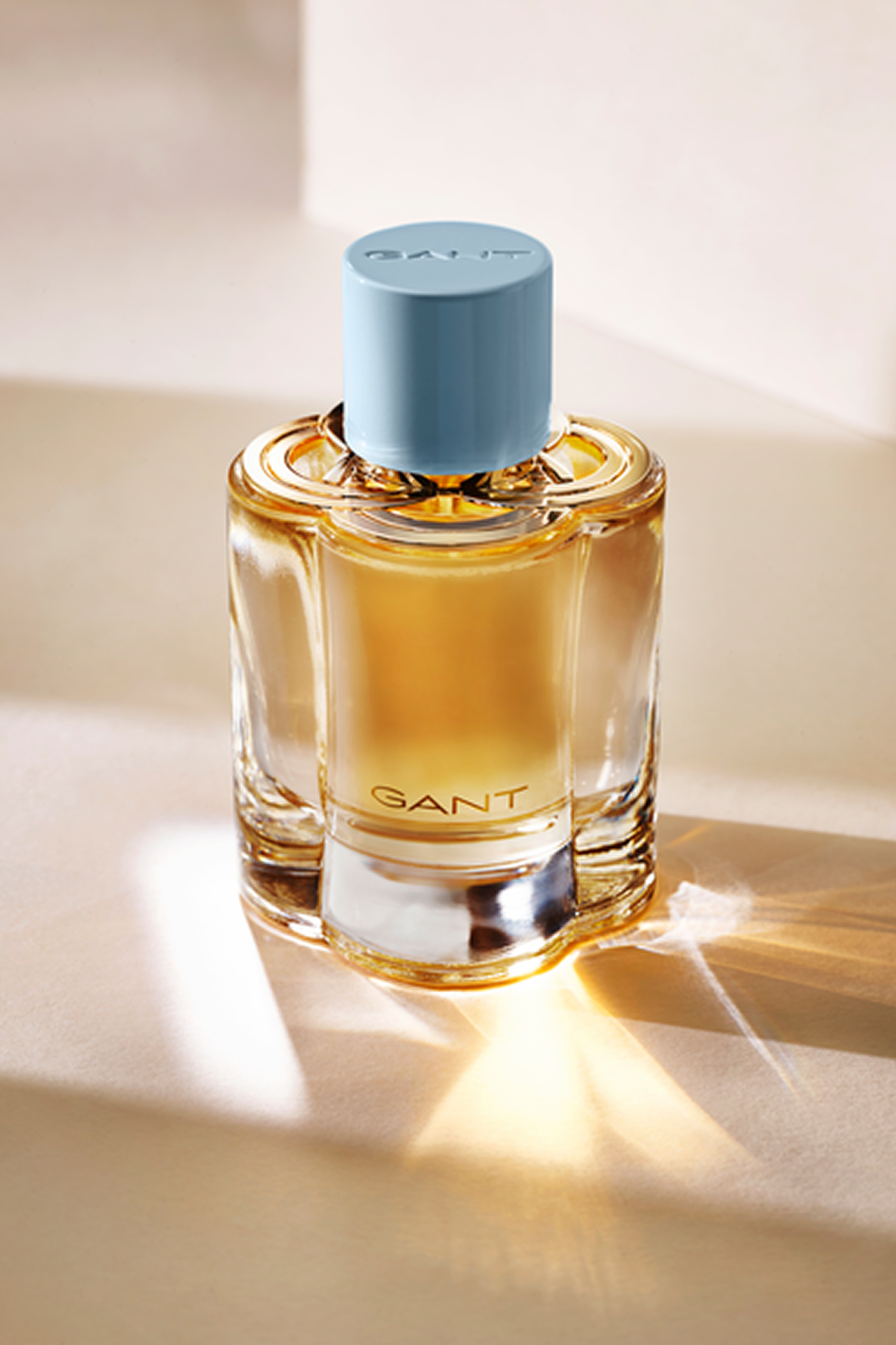 MLP-Women-Fragrance-H.Light-Sunset Perfum-Image-Asset-DT/MBL