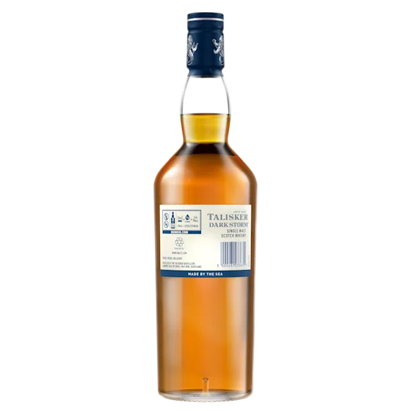 Die Rückseite einer Flasche Talisker Dark Storm Single Malt Scotch Whisky