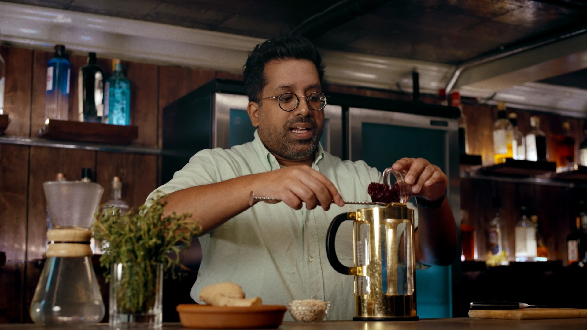Mr Lyan making a cocktail
