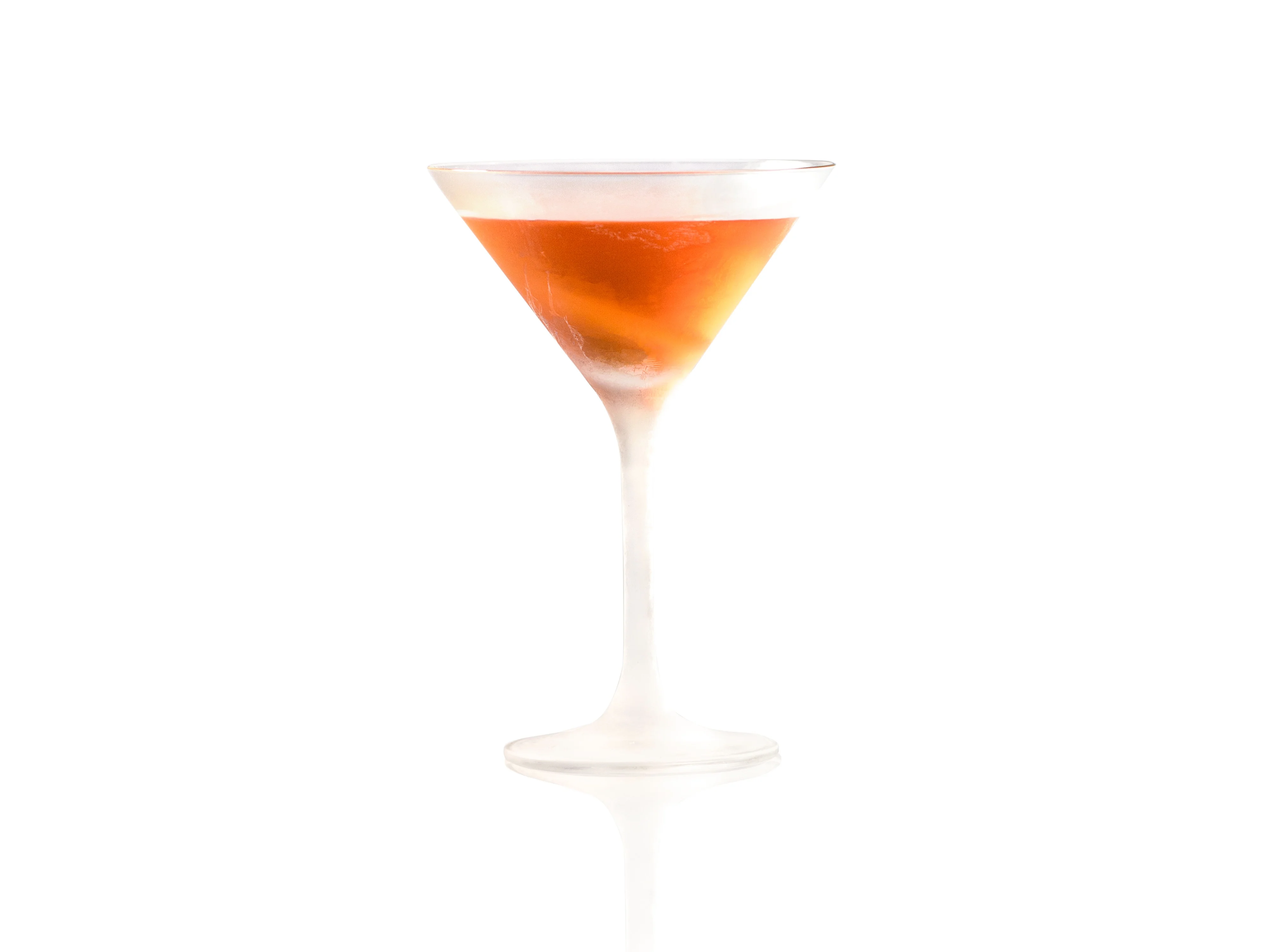 Ein Blood-and-Sand-Cocktail in einem Martini-Glas