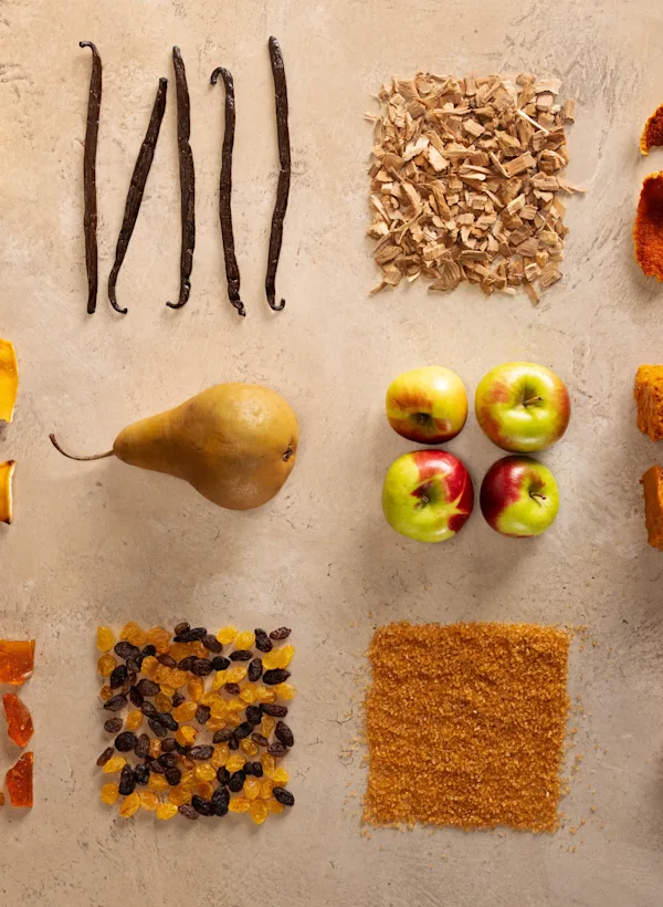 Oban 15 fruits and spices on a textured background