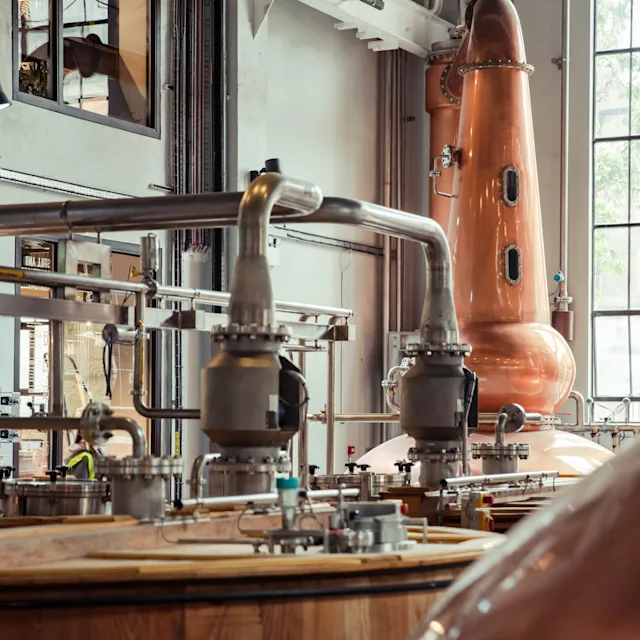 A look at a pot still in the roe and co irish distillery