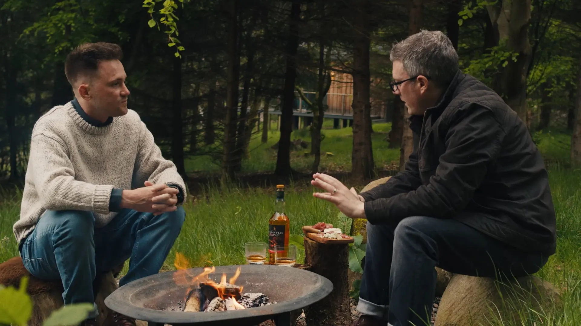 Lagavulin Fireside Tales Single Malt Whisky