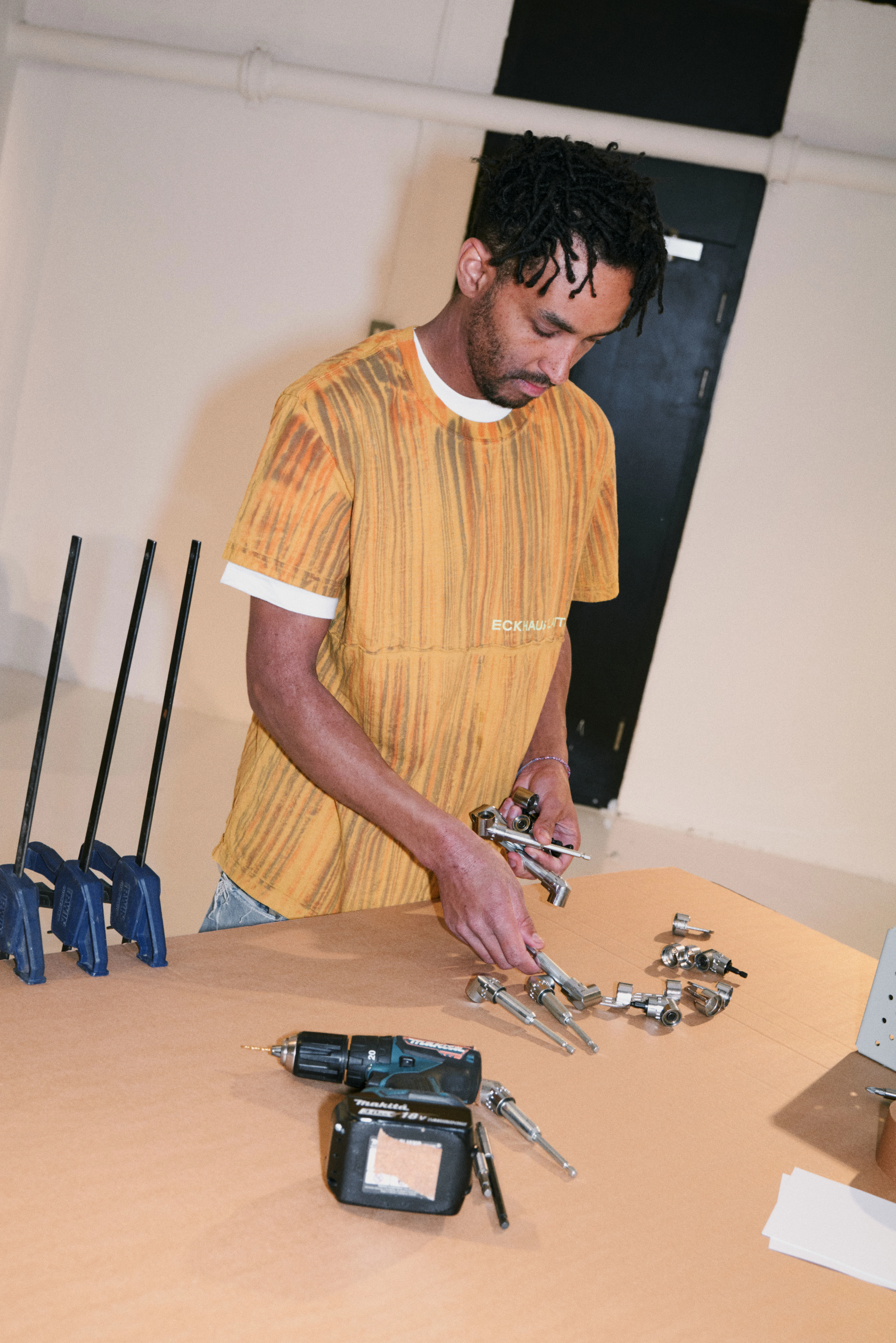 The Singleton x Andu Masebo building design object