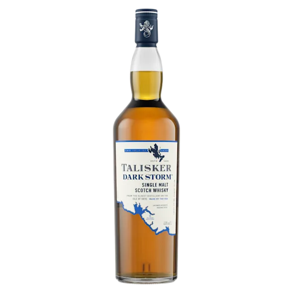 Die Vorderseite einer Flasche Talisker Dark Storm Single Malt Scotch Whisky