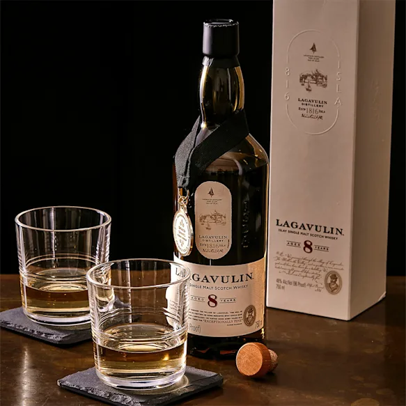 Lagavulin 8年, 700ml