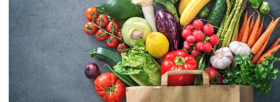 shopping-bag-full-of-fresh-vegetables-and-fruits-picture-id1128687123 (1)