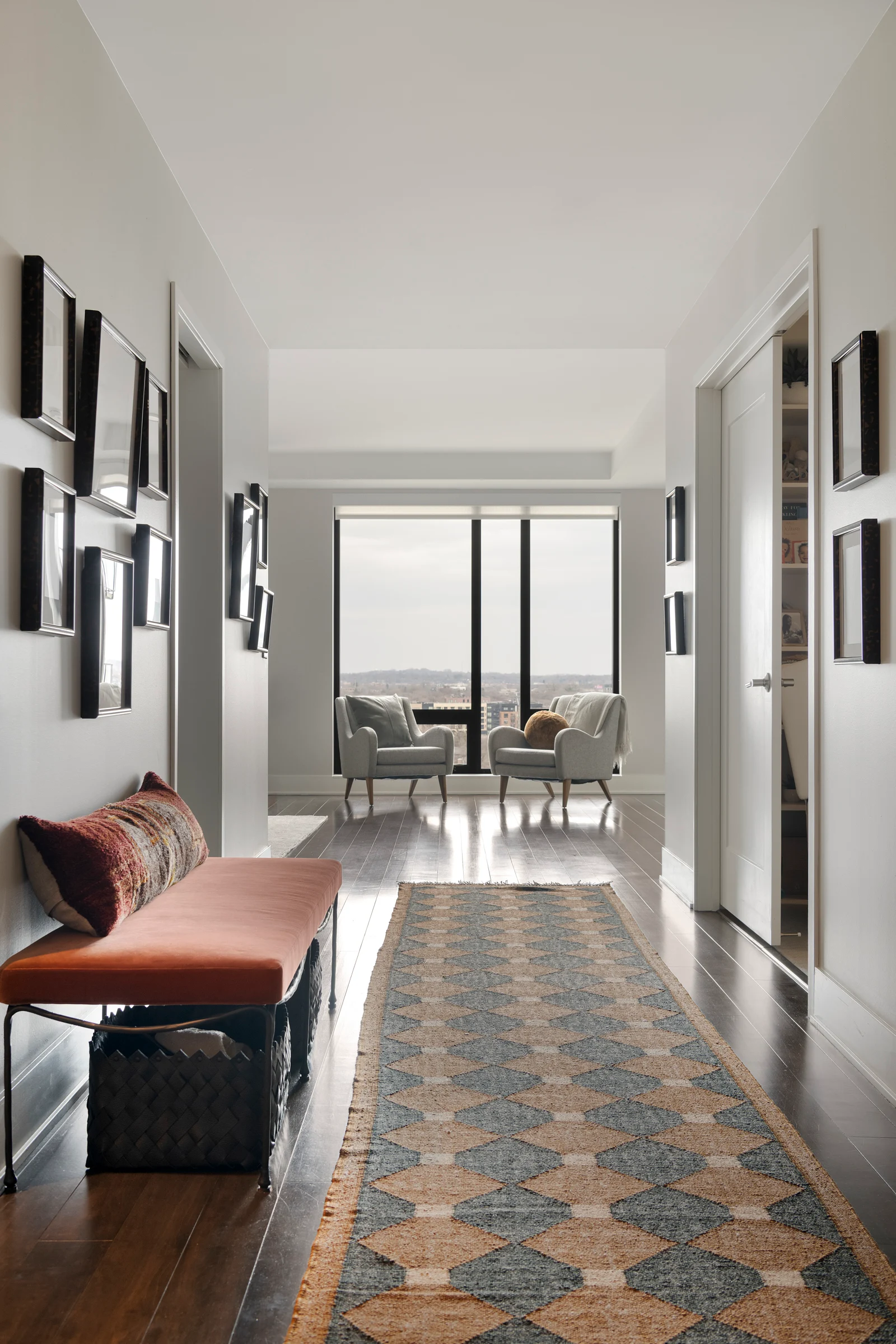 Lauren Hunter Design - 10th Ave S, Unit 1001 - 011