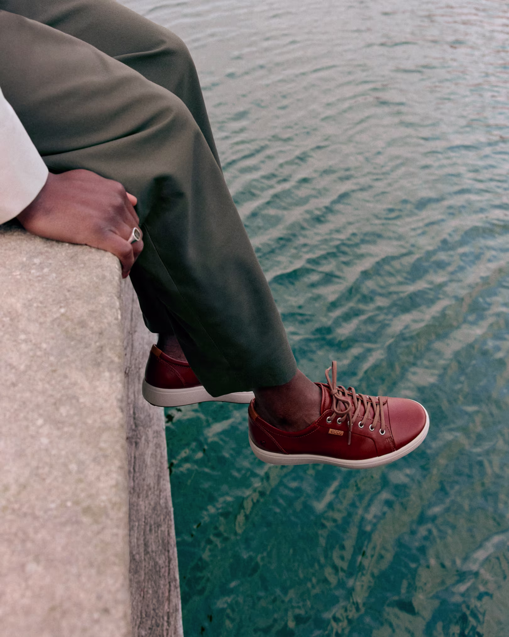 Hero - Story tile - Campaign - AW25 Active Lifestyle (2)