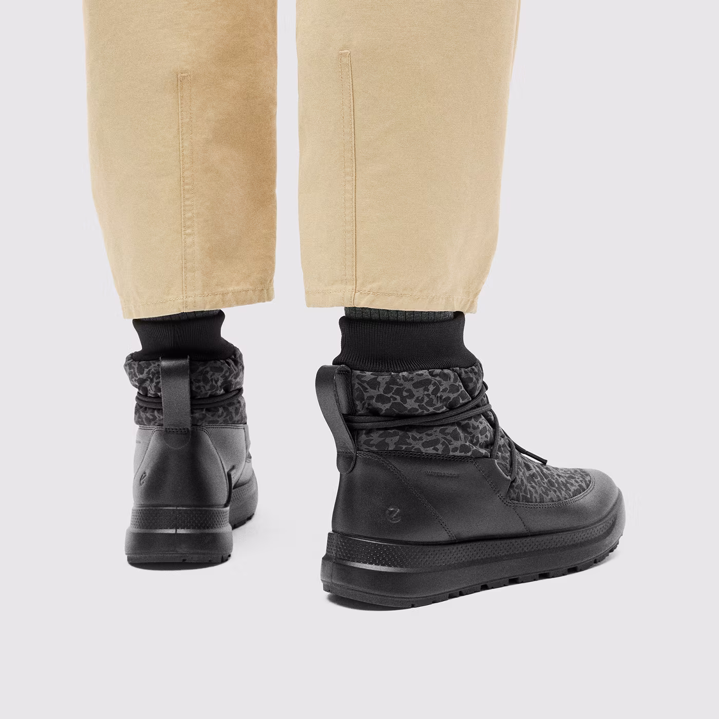 AU/NZ - HP Story - 2026_06_16_feature_sale_boots_women_42022361405
