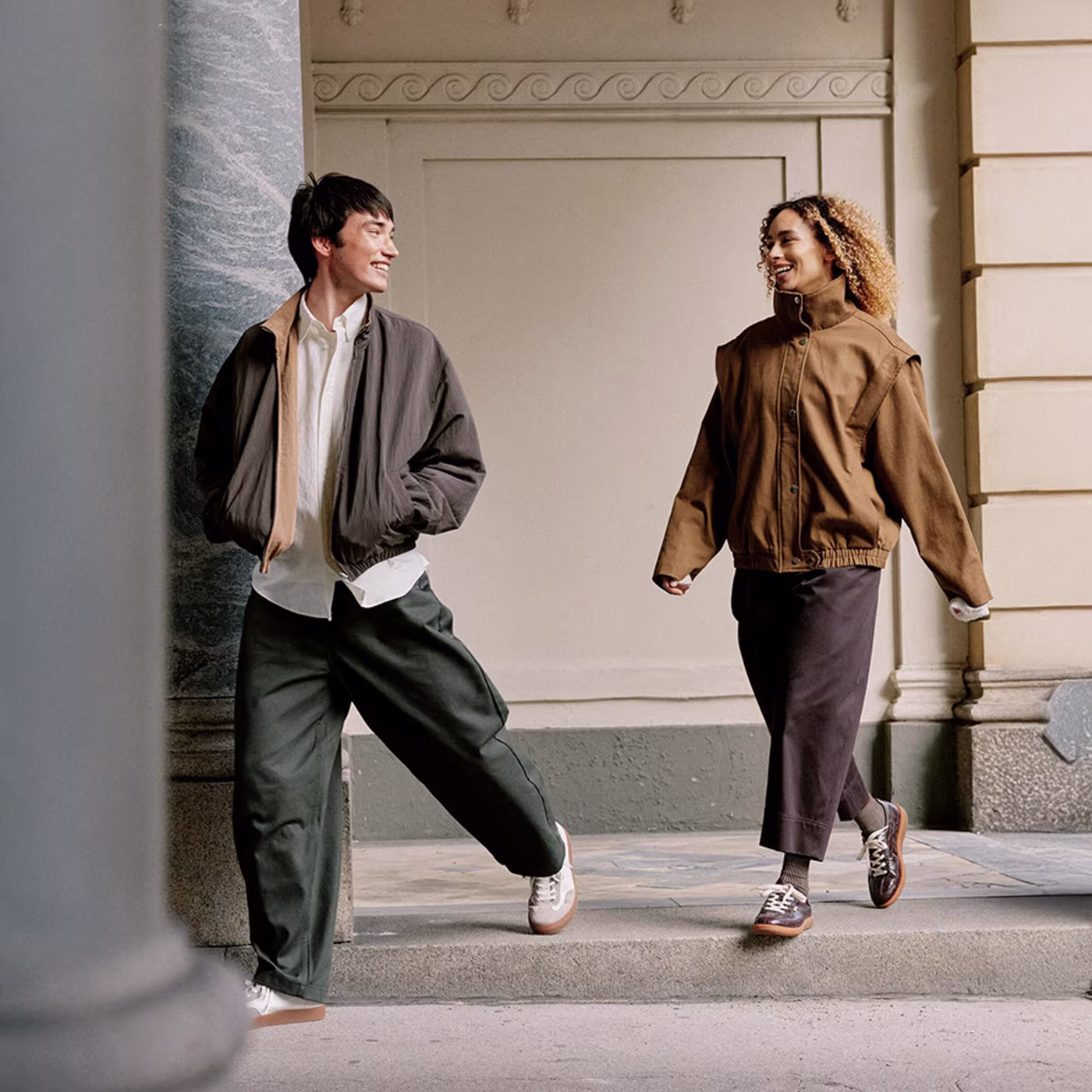 Casual Walking v2 Oct Grid Banner 1400x1400
