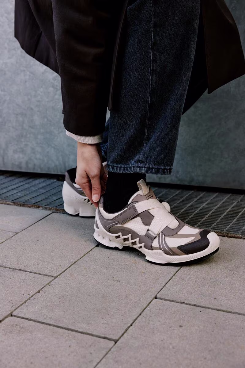  JP - Women - ECCO Biom Aex Women