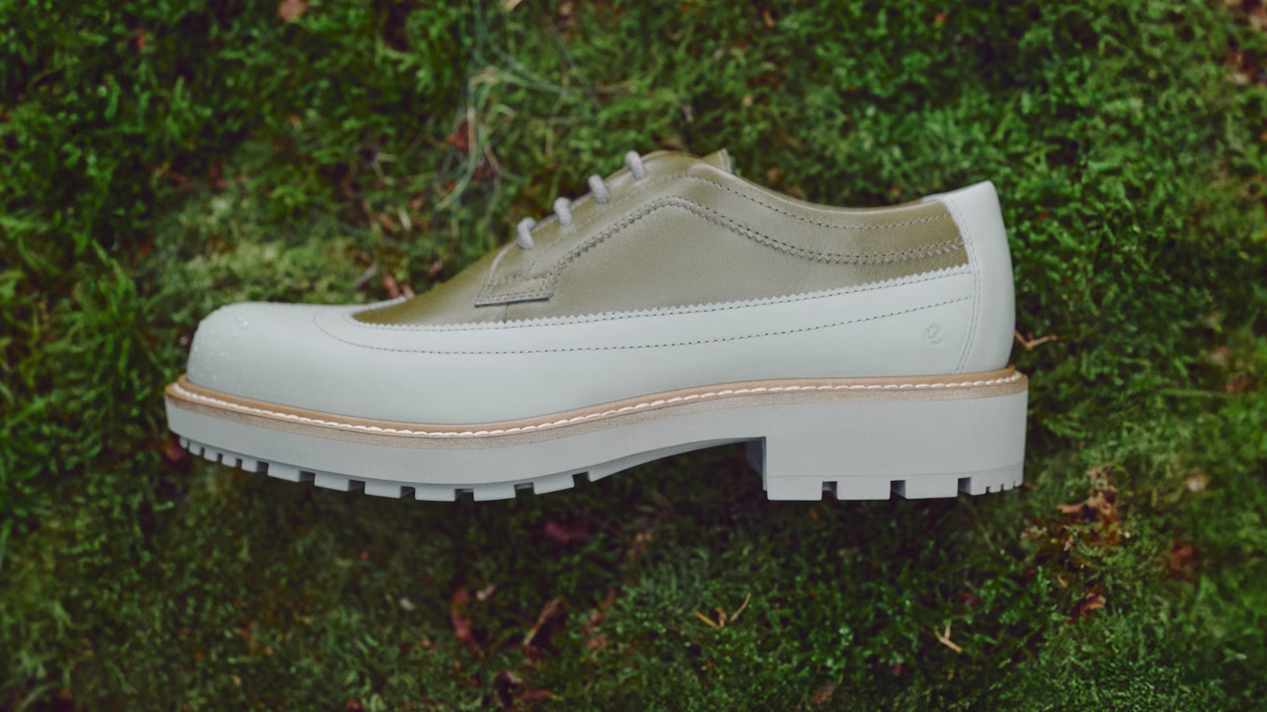 homepage-hero-2880x1620-women-aw25-nrldrop5-23291361511