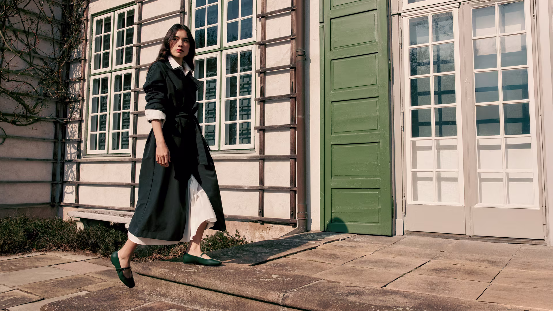 Elevate Your Everday Hero Banner Desktop