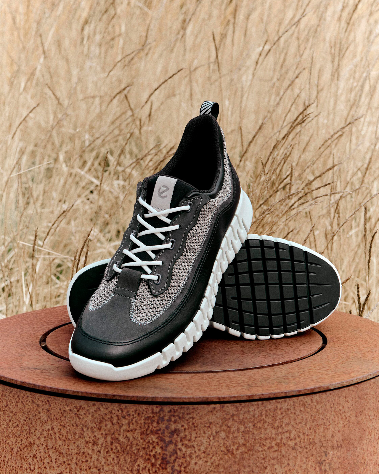 【ほぼ新品】◾️ecco エコー◾️スニーカー◾️レザーシューズ◾️本革◾️ブラウン ECCO公式オンラインストア｜高品質のレザーシューズ＆グッズ