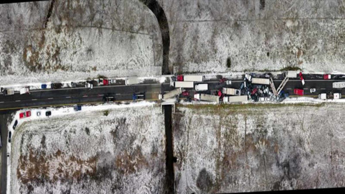 drone-map-of-a-large-car-crash