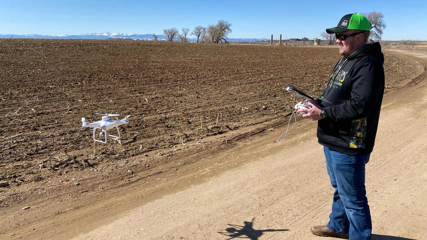 Preparazione di un drone multispettrale per la mappatura di un campo agricolo