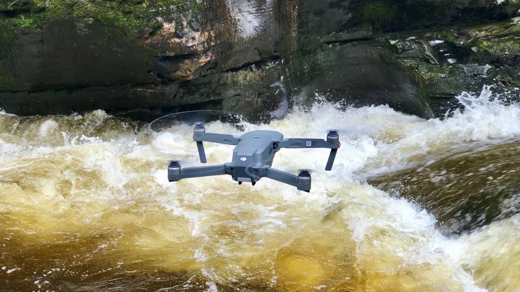 Water rescues thanks to drone mapping | Pix4D