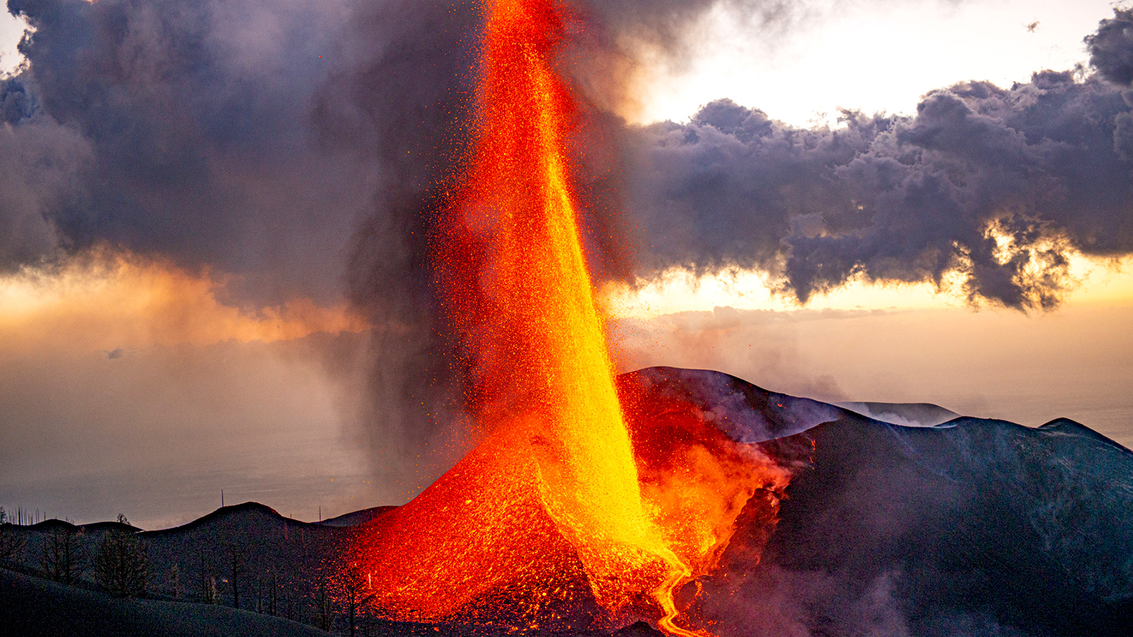 HEA BLO CLO volcanic-eruptions
