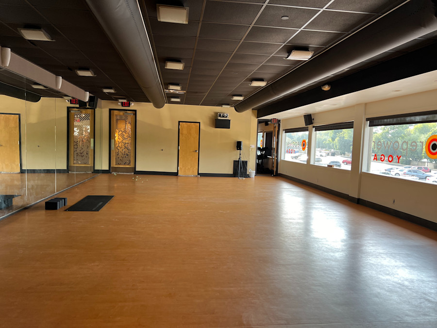 CorePower Yoga Encino — Encino