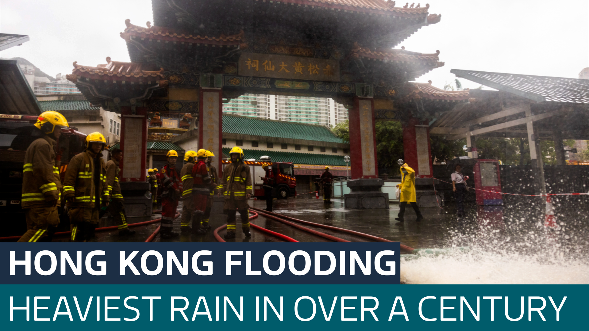 Chaos in Hong Kong as heavy rain shuts down the city - Latest From ITV News