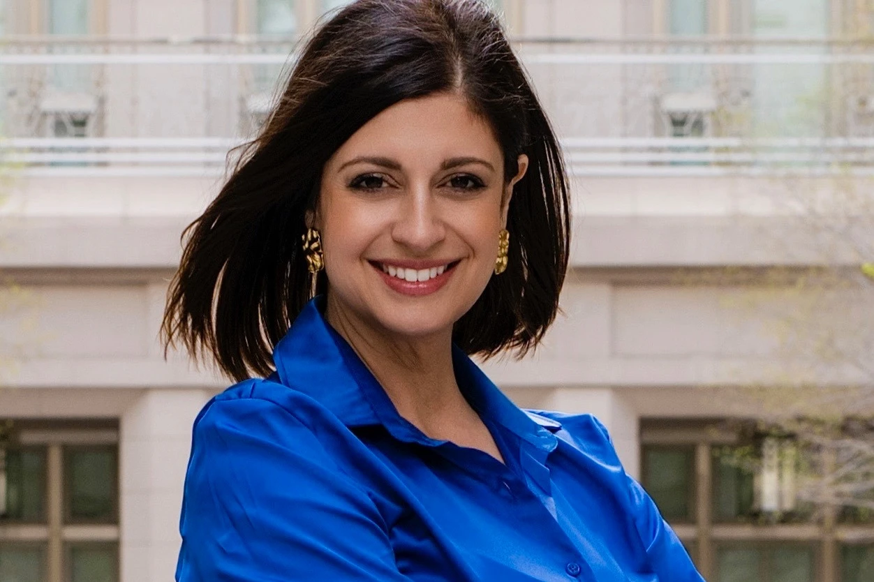 Jeanine Collins Headshot