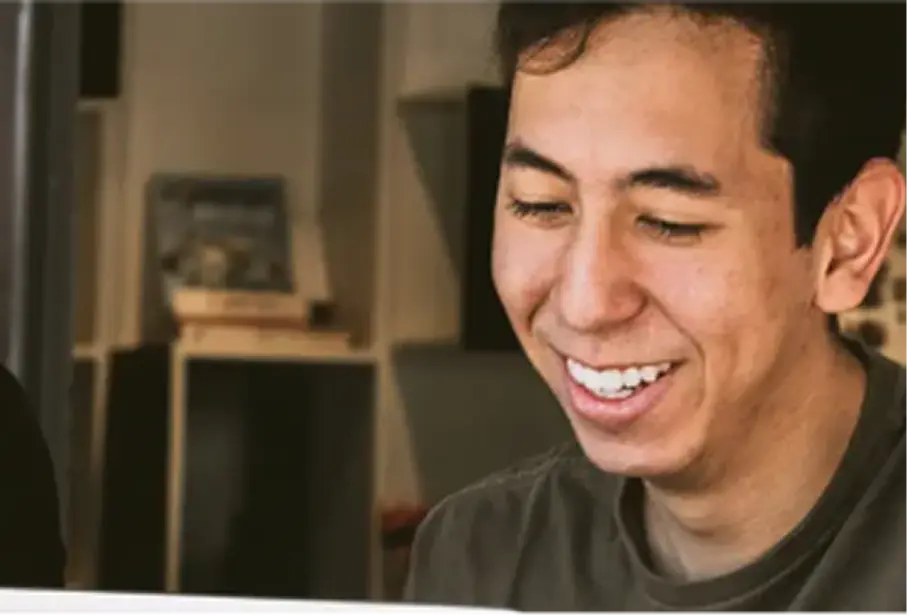 worker looking over his leave options