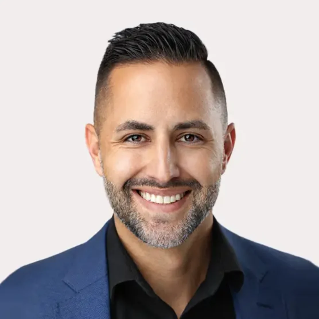 Dustin Stipanovich headshot