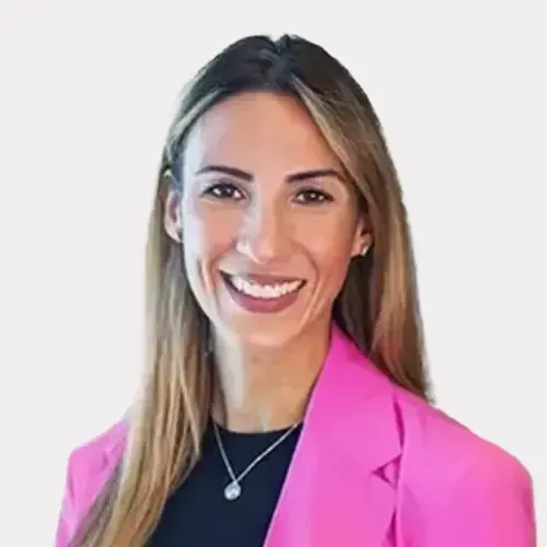 Isela Conley headshot